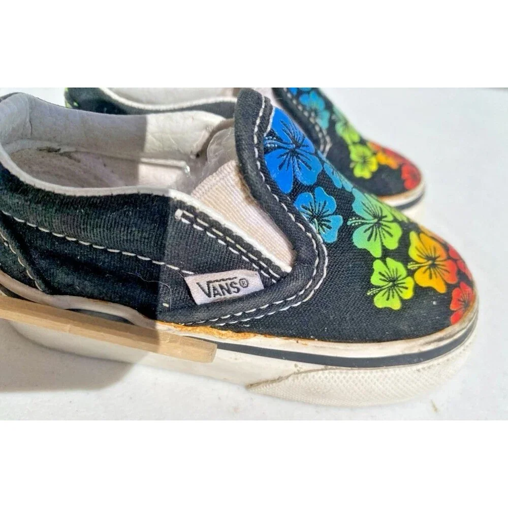 VANS Classic Baby Toddler Aloha Rainbow Colors Classic Skate Walker Slip-on Sz 4